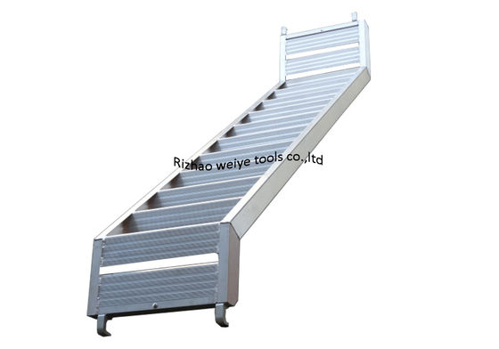 China Ringlock/capa/todo alrededor de la escalera/de las escaleras de aluminio del andamio proveedor