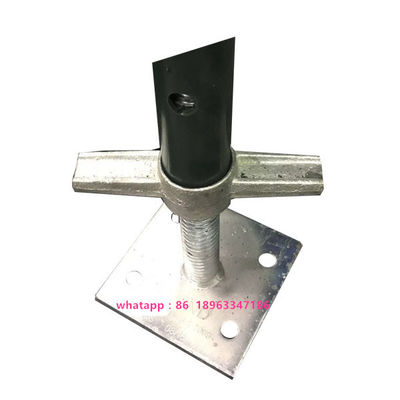 China El enchufe de tornillo ajustable del andamio basa el φ 34/35/38 milímetro de grueso: embase de 4/6m m: 150*150*8m m proveedor