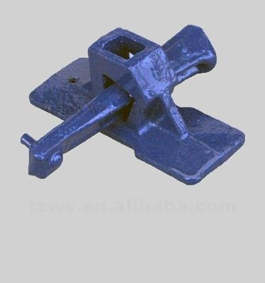 China El hierro maleable azul pintado acuñó los accesorios/las piezas del andamio del acoplador proveedor